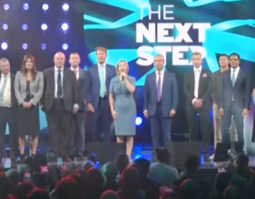 Cringe-making rendition of the National Anthm at the end of REFORM's party conference in Birmingham