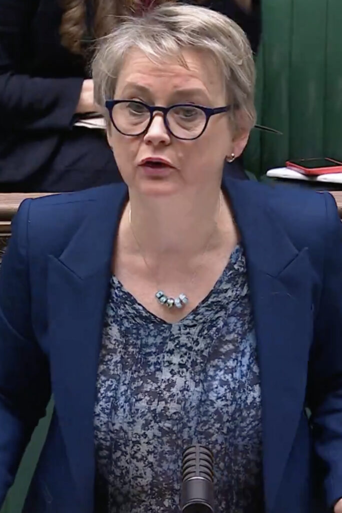 Yvette does Dullsville