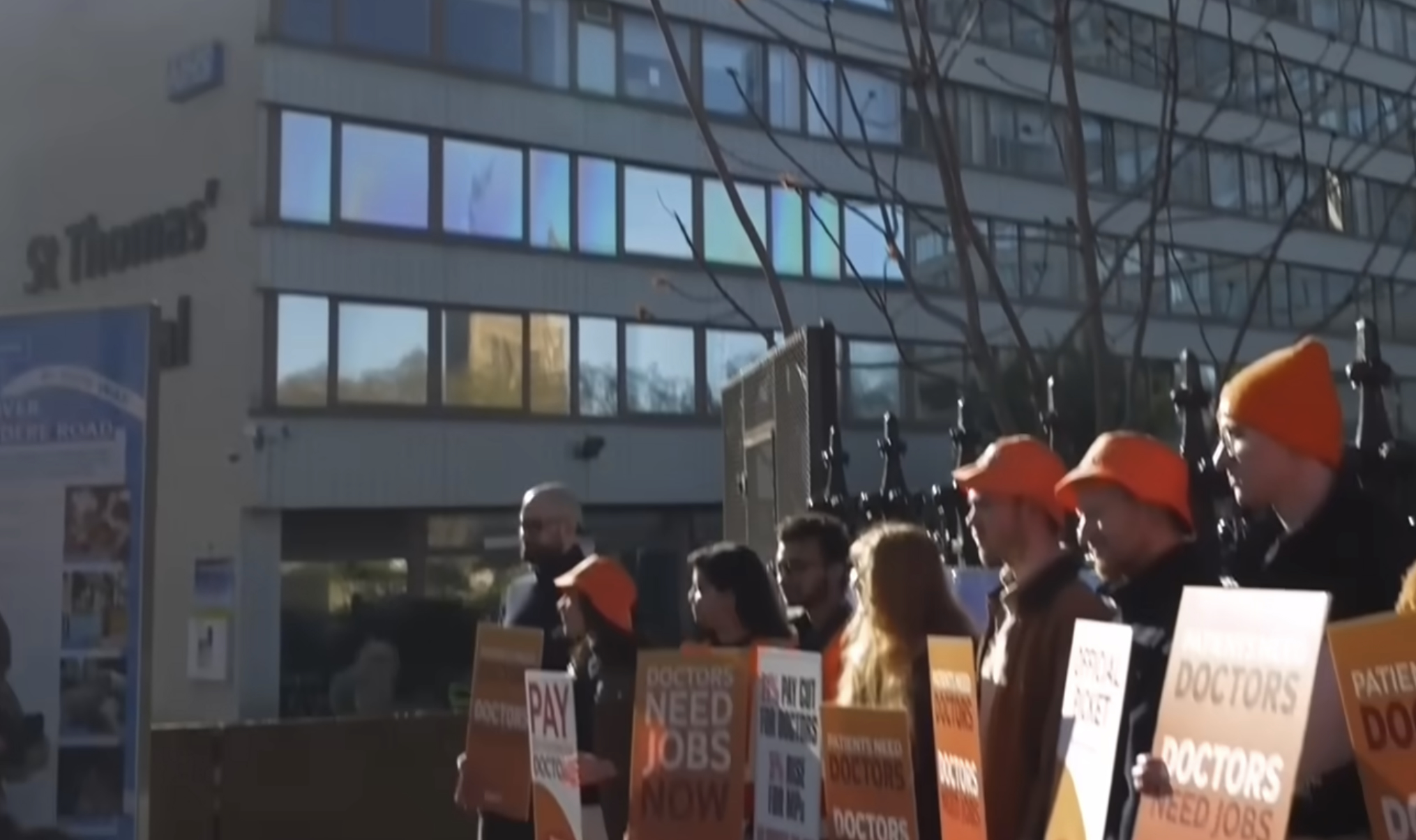 It's always easy to rent-a-mob at St Thomas's