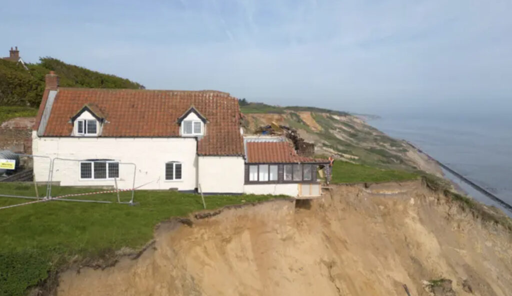 Starmer is over, kaput, finished, dead, an ex Prime Minister...